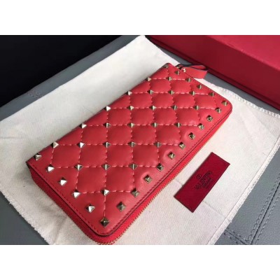 Valentino Rockstud Spike Zip Wallet In Piment Lambskin