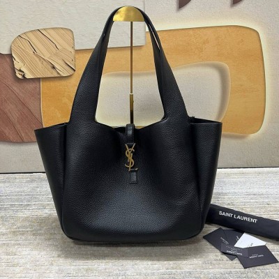 Saint Laurent Bea Tote Bag in Black Grained Leather  TDBS28822