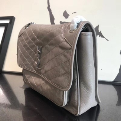 Saint Laurent Large Niki Chain Bag In Grey Crinkled Leather TDBS28701